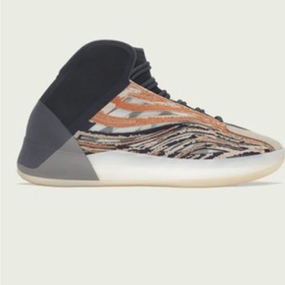 Yeezy QNTM “Flash Orange” sneakers - Picture 3 of 3